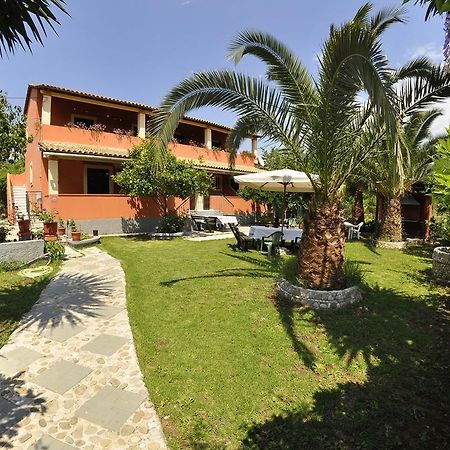Villa Toula Dassia  Exterior photo