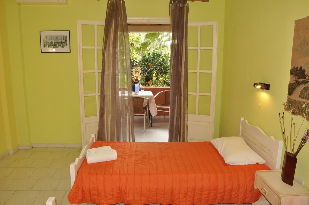 Villa Toula Dassia  Room photo