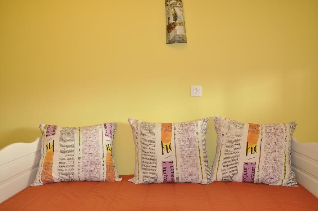 Villa Toula Dassia  Room photo